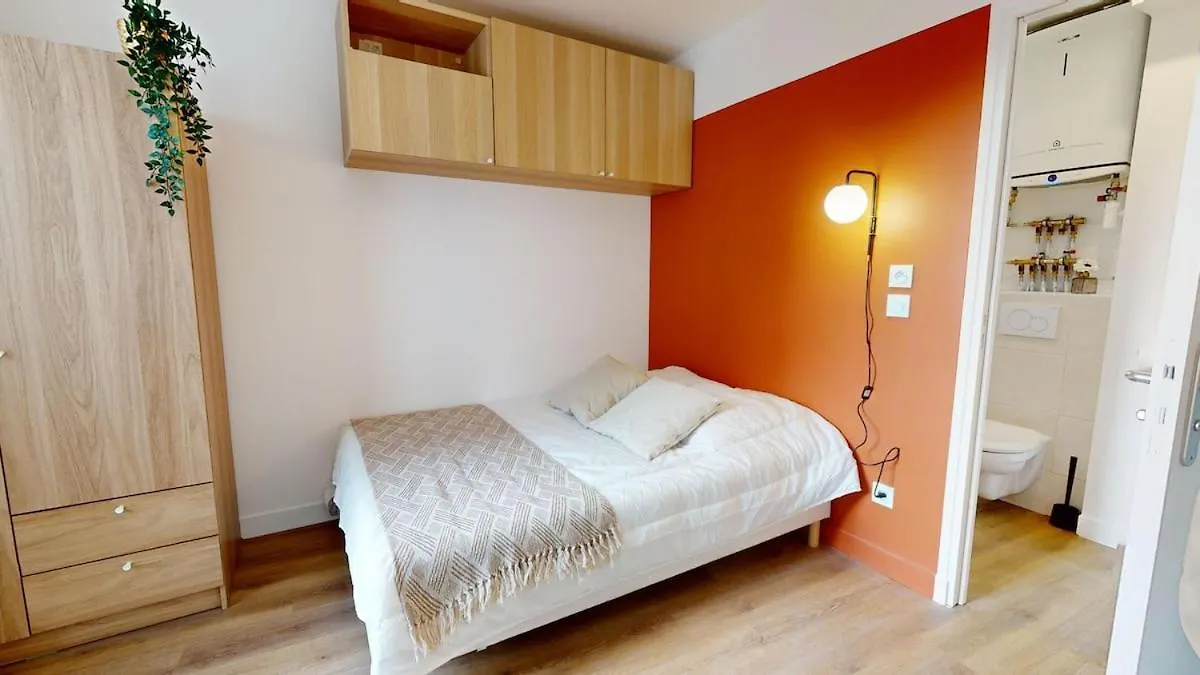 Charming Parisian Room - Canal Saint-Martin
