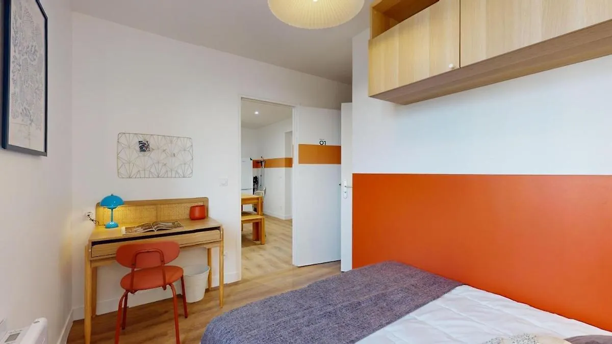Charming Parisian Room - Canal Saint-Martin Apartment Paris