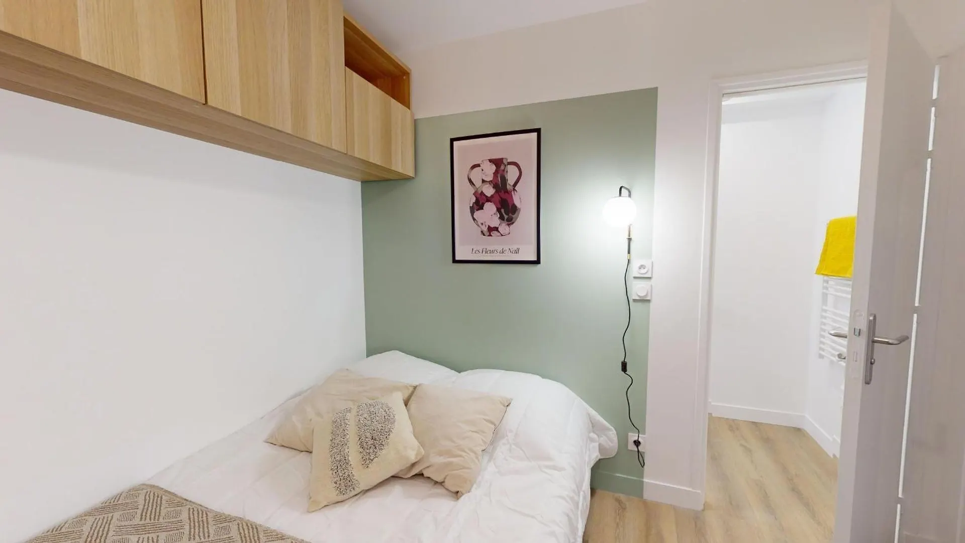 Apartment Charming Parisian Room - Canal Saint-Martin